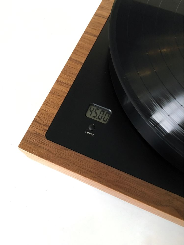 Amari LP-18s Record Player